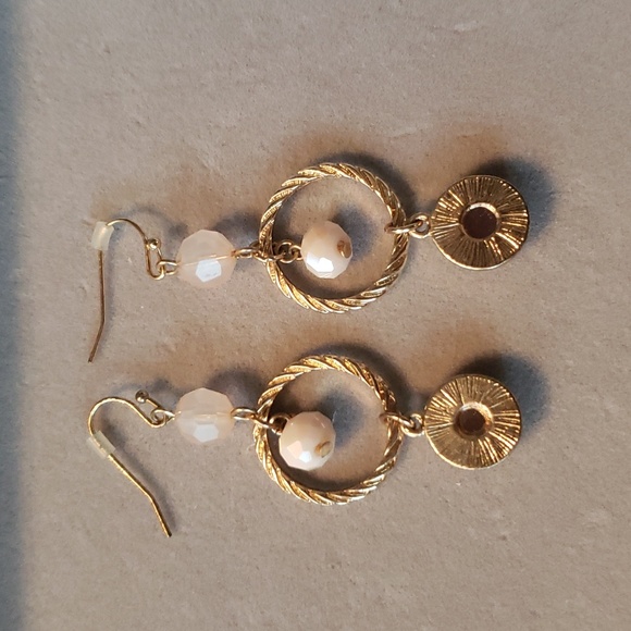 43. Pink peach and gold dangle earrings - Picture 2 of 5